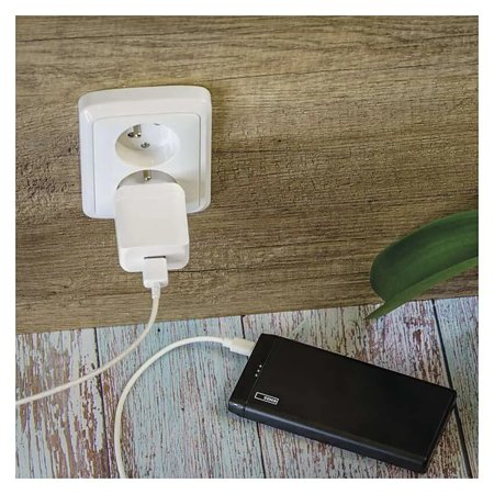 Adaptor USB universal Emos Quick, 1 USB, 3A, 18 W, alb